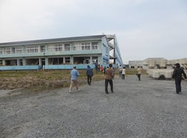 津波の被害を受けそのままとなっている浪江町立請戸小学校を視察